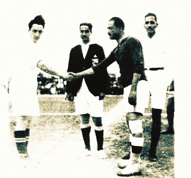 In 1925, while Türkiye was dealing with revolutions and rebellions, it did not forget its Egyptian brothers and a sports competition was organized to support them against the British domination in the region. Despite those painful years, Egyptian artists visited Türkiye due to sincere relations. Cumhurbaşkanlığı Devlet Arşivi (CDA), 180. 09\3.19.1, 1925.