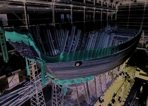 A replica of a treasure ship that Admiral Zheng He (1371-1433) sailed in. (Song Qiao / China Daily)