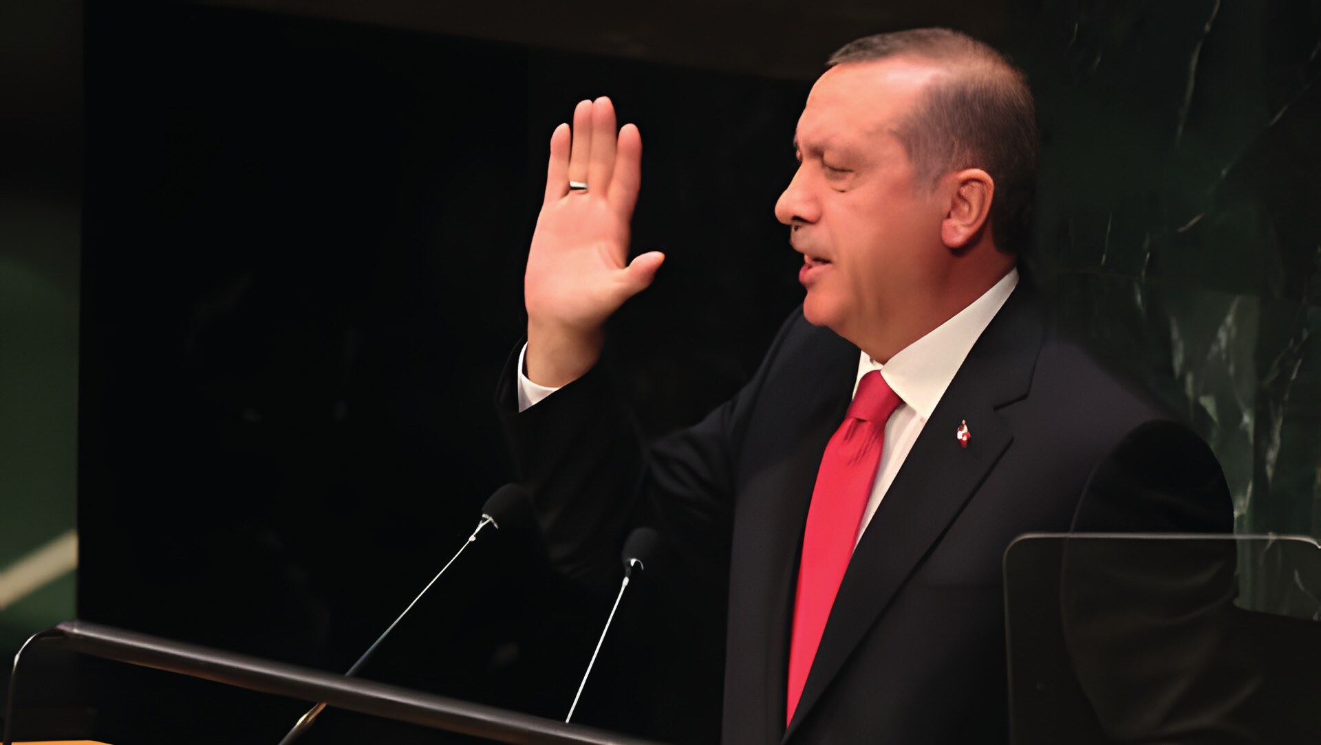 President Erdoğan “strongly condemned the association of terrorism with Islam” and emphasized that Türkiye is fighting both terrorism and Islamophobia (Photo: TCCB, 2014).