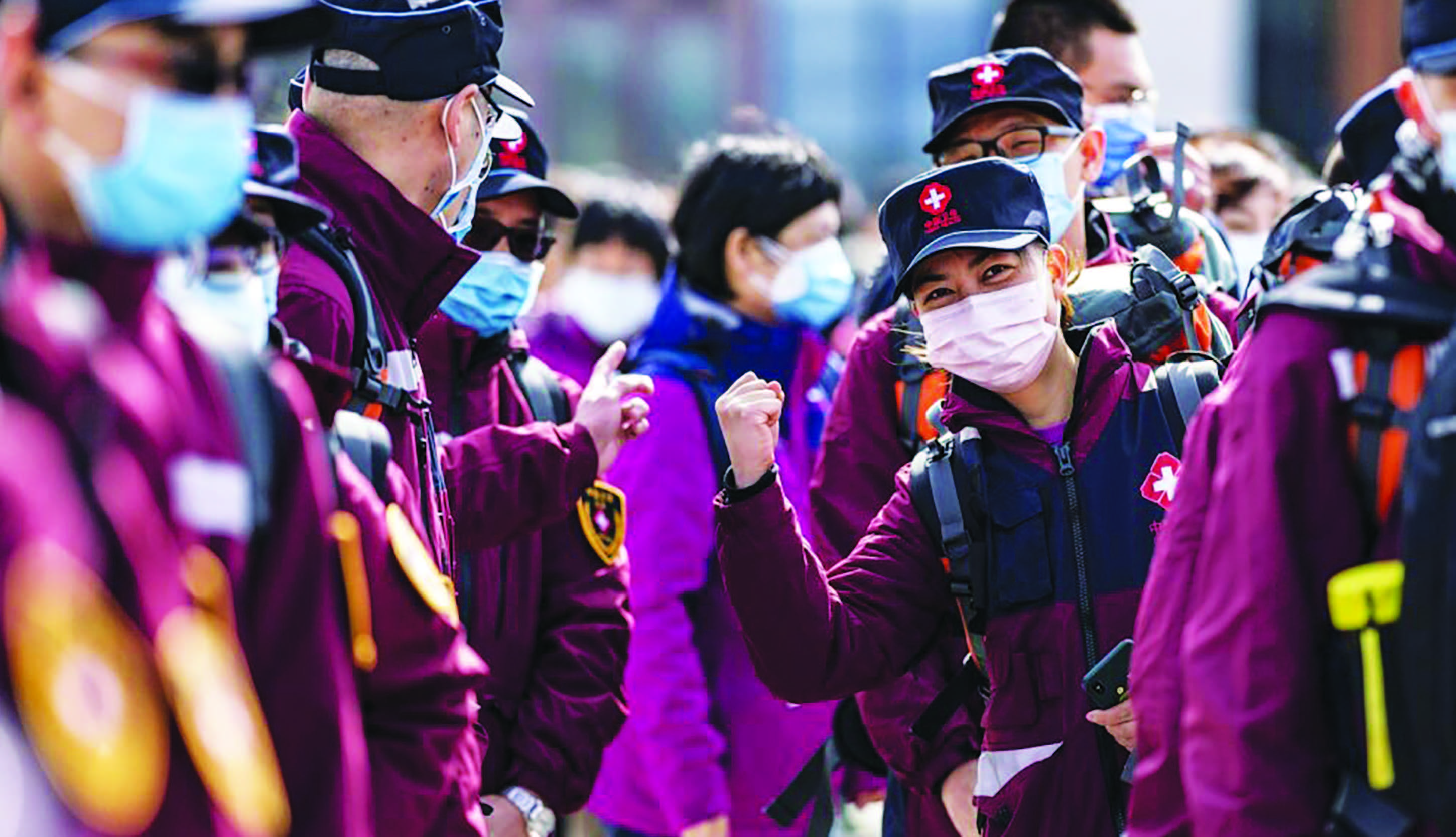 Hubei Eyaleti Xianning Şehri için ayrılan bir tıbbi ekip üyesi 12 Şubat 2020. (Xinhua)