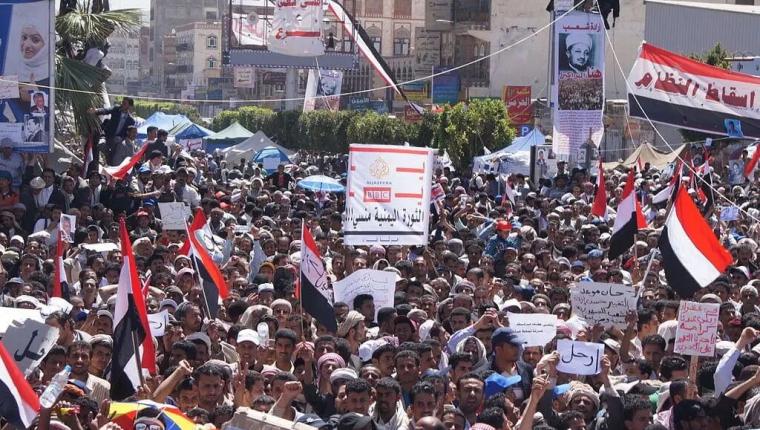 Protesters marching to Sanaa University in Yemen, 1 March 2011.